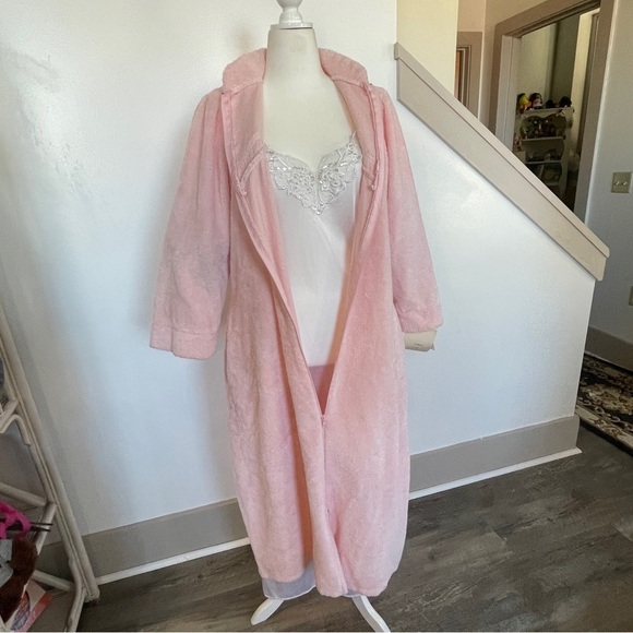 NWT Vintage Kinnaird Pink Cotton Plush Robe Housecoat Made in Ireland Medium - Picture 9 of 12